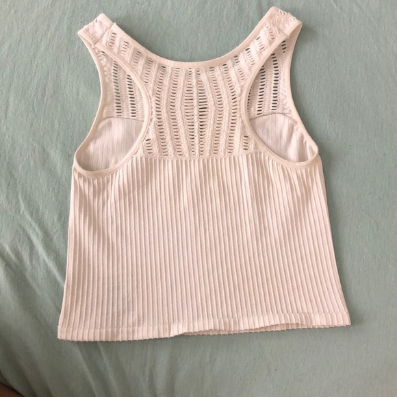 🌙 South Moon Under🌙 Razorback Crop Top - Picture 2 of 3